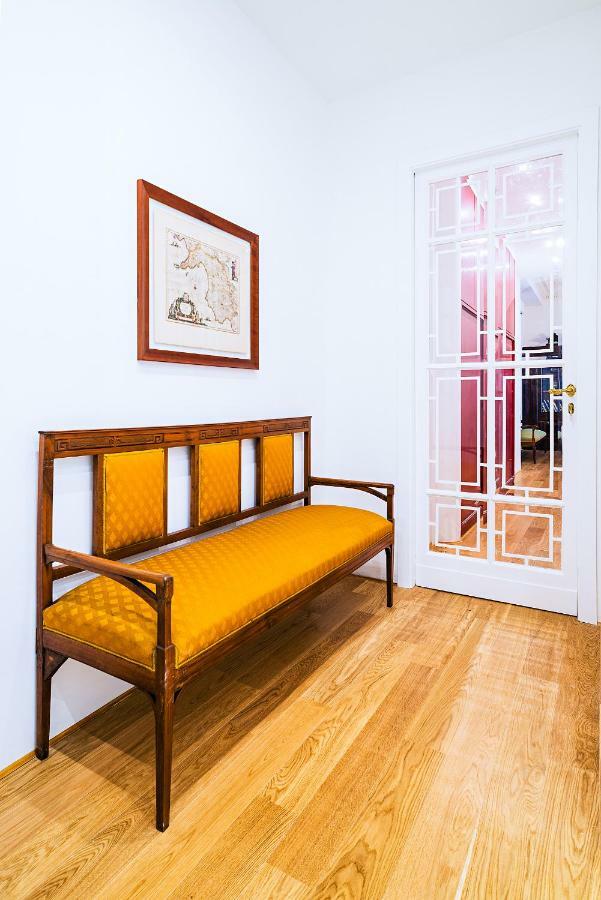 Donna Giulia, Luxury House Otel Salerno Dış mekan fotoğraf