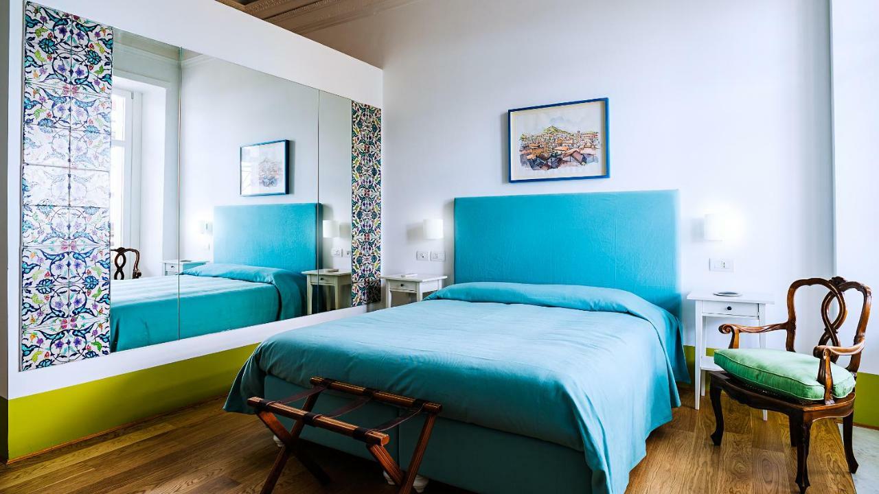 Donna Giulia, Luxury House Otel Salerno Dış mekan fotoğraf