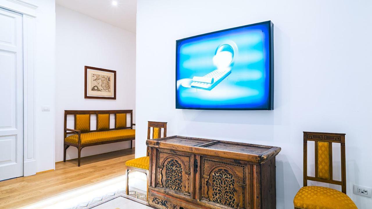 Donna Giulia, Luxury House Otel Salerno Dış mekan fotoğraf
