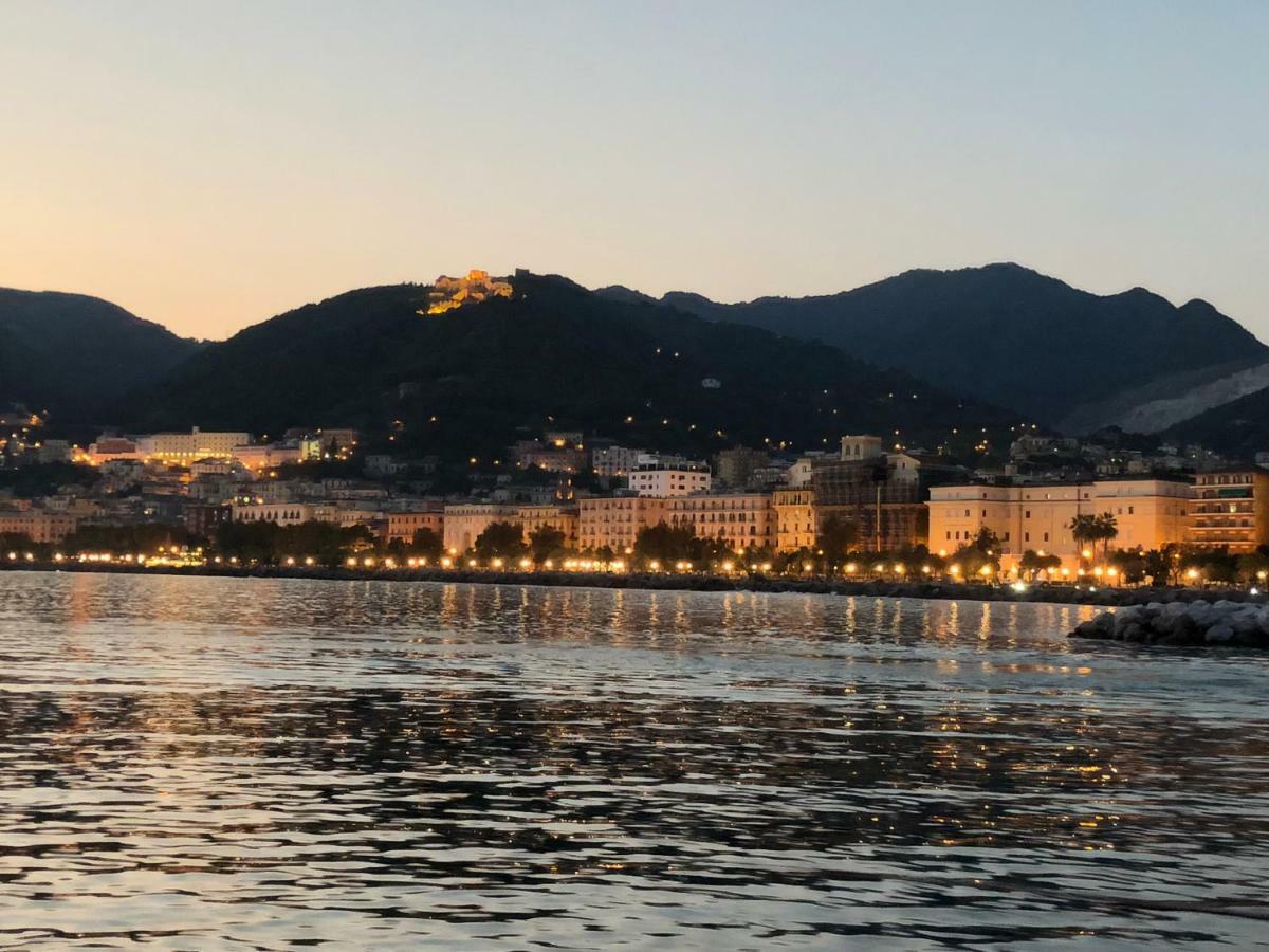 Donna Giulia, Luxury House Otel Salerno Dış mekan fotoğraf