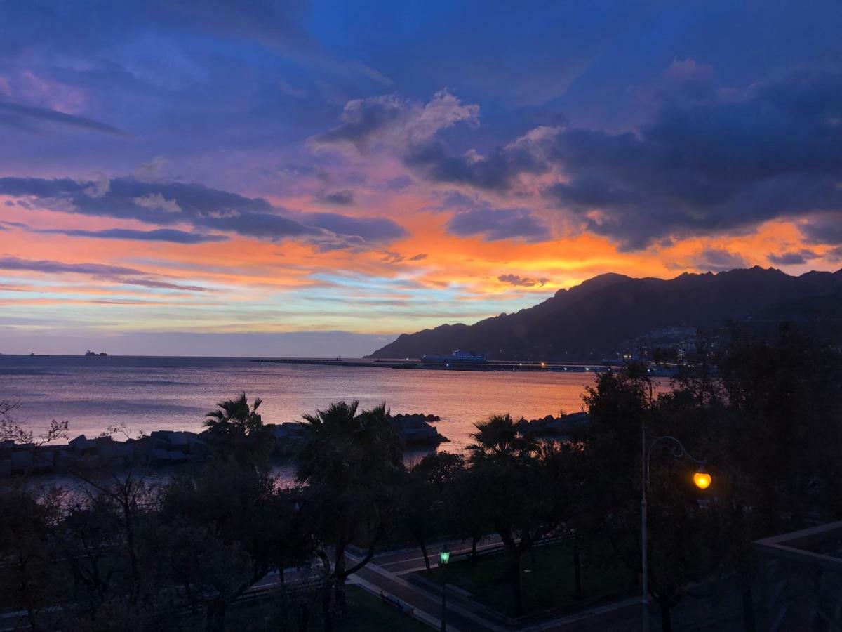 Donna Giulia, Luxury House Otel Salerno Dış mekan fotoğraf